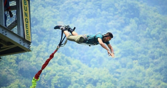 bungee-jumping