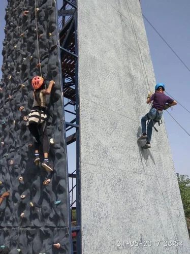 rock-climbing-wall-500x500